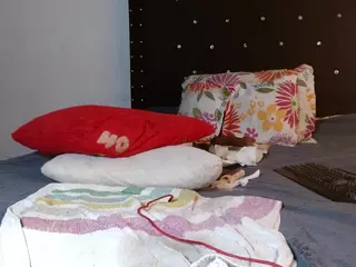 SofiaAssQueen's Live Sex Cam Show