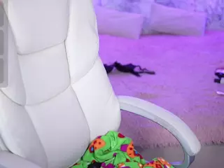 YourVivianHot's Live Sex Cam Show