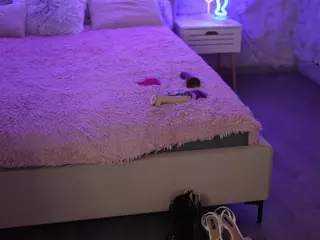 YourVivianHot's Live Sex Cam Show