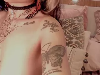 Anne-cherrydh's Live Sex Cam Show
