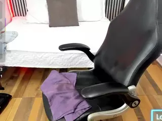 Emily-Lewiss's Live Sex Cam Show