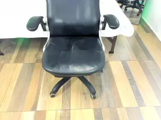 Emily-Lewiss's Live Sex Cam Show