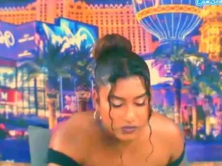 IndianChocolatePie's Live Sex Cam Show