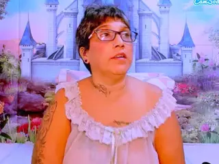 indianroxy694u's Live Sex Cam Show