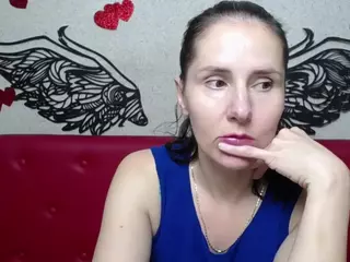 KarinaSwanNest's Live Sex Cam Show