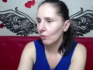 KarinaSwanNest's Live Sex Cam Show