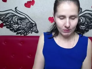KarinaSwanNest's Live Sex Cam Show