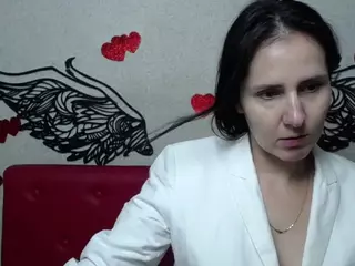 KarinaSwanNest's Live Sex Cam Show