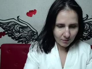 KarinaSwanNest's Live Sex Cam Show