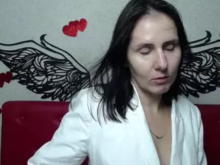 KarinaSwanNest's Live Sex Cam Show