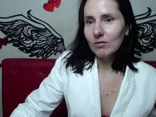 KarinaSwanNest's Live Sex Cam Show