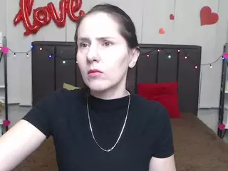KarinaSwanNest's Live Sex Cam Show