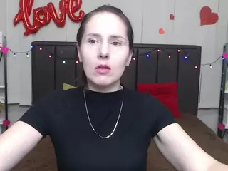 KarinaSwanNest's Live Sex Cam Show