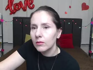 KarinaSwanNest's Live Sex Cam Show