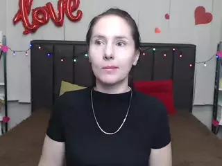 KarinaSwanNest's Live Sex Cam Show