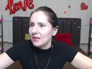 KarinaSwanNest's Live Sex Cam Show