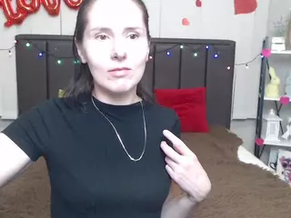 KarinaSwanNest's Live Sex Cam Show
