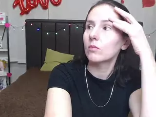 KarinaSwanNest's Live Sex Cam Show