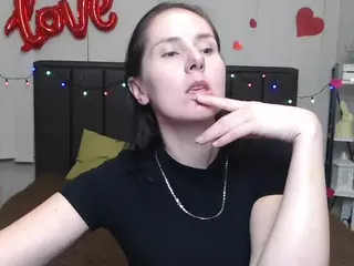 KarinaSwanNest's Live Sex Cam Show
