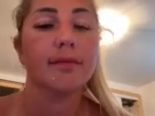 Lolz's Live Sex Cam Show