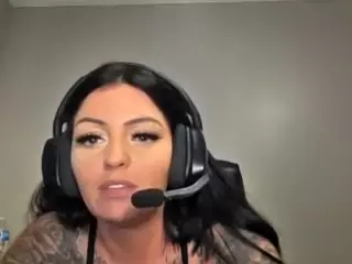 morgantylerr's Live Sex Cam Show