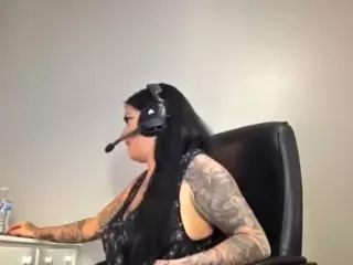 morgantylerr's Live Sex Cam Show