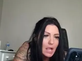morgantylerr's Live Sex Cam Show