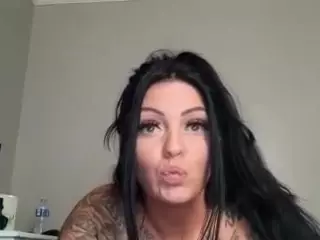 morgantylerr's Live Sex Cam Show