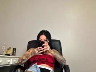 morgantylerr's Live Sex Cam Show