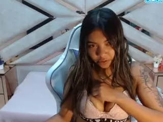 Darlys69's Live Sex Cam Show