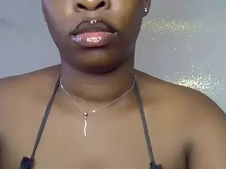 Freakybrula's Live Sex Cam Show