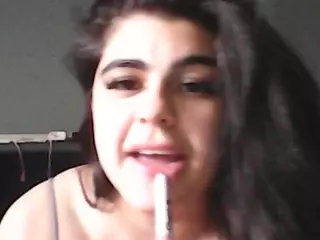 glittergelpens's Live Sex Cam Show