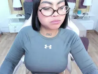 N I C O L L's Live Sex Cam Show