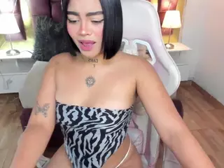 N I C O L L's Live Sex Cam Show