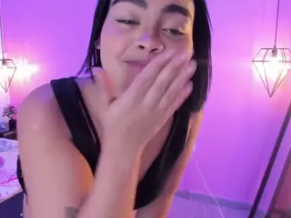 N I C O L L's Live Sex Cam Show