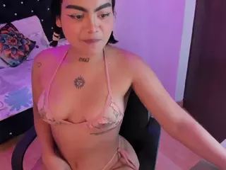 N I C O L L's Live Sex Cam Show