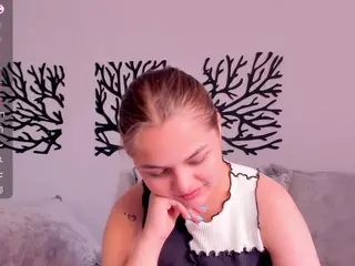 TaiteBluett's Live Sex Cam Show