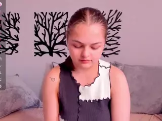 TaiteBluett's Live Sex Cam Show