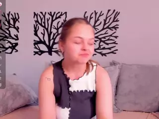 TaiteBluett's Live Sex Cam Show