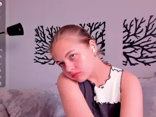 TaiteBluett's Live Sex Cam Show