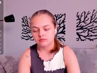 TaiteBluett's Live Sex Cam Show