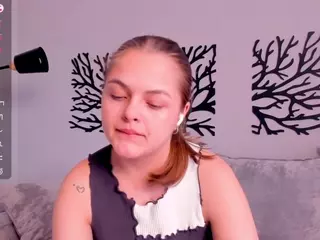TaiteBluett's Live Sex Cam Show
