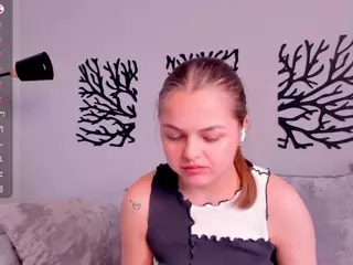 TaiteBluett's Live Sex Cam Show