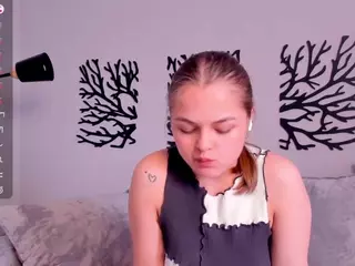 TaiteBluett's Live Sex Cam Show