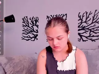 TaiteBluett's Live Sex Cam Show