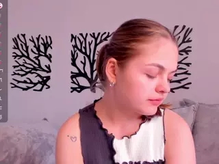TaiteBluett's Live Sex Cam Show