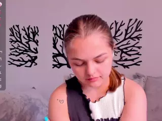 TaiteBluett's Live Sex Cam Show
