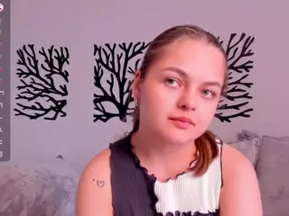 TaiteBluett's Live Sex Cam Show