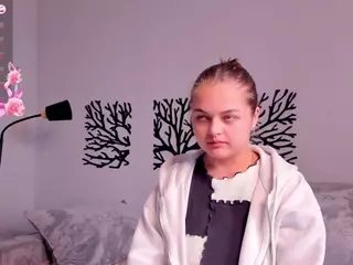 TaiteBluett's Live Sex Cam Show