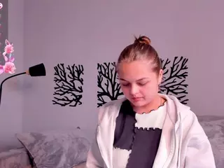TaiteBluett's Live Sex Cam Show